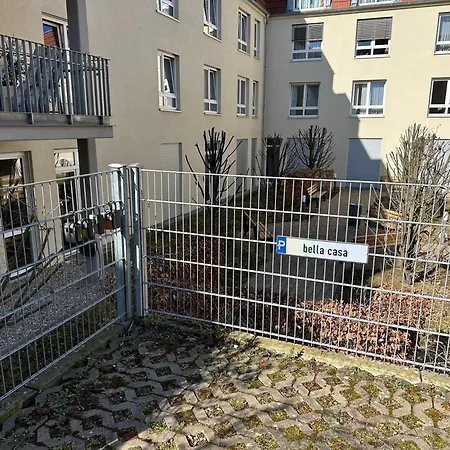 Bella Casa-business&family,100m Zum Konzerteingang Schloß, Parkplatz, Smarttv, Netflix, Waschmaschine, 24h Checkin, 30qm, Ap 15