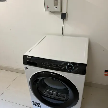 Bella Casa-business&family,100m Zum Konzerteingang Schloß, Parkplatz, Smarttv, Netflix, Waschmaschine, 24h Checkin, 30qm, Ap 15 Apartment Ludwigsburg